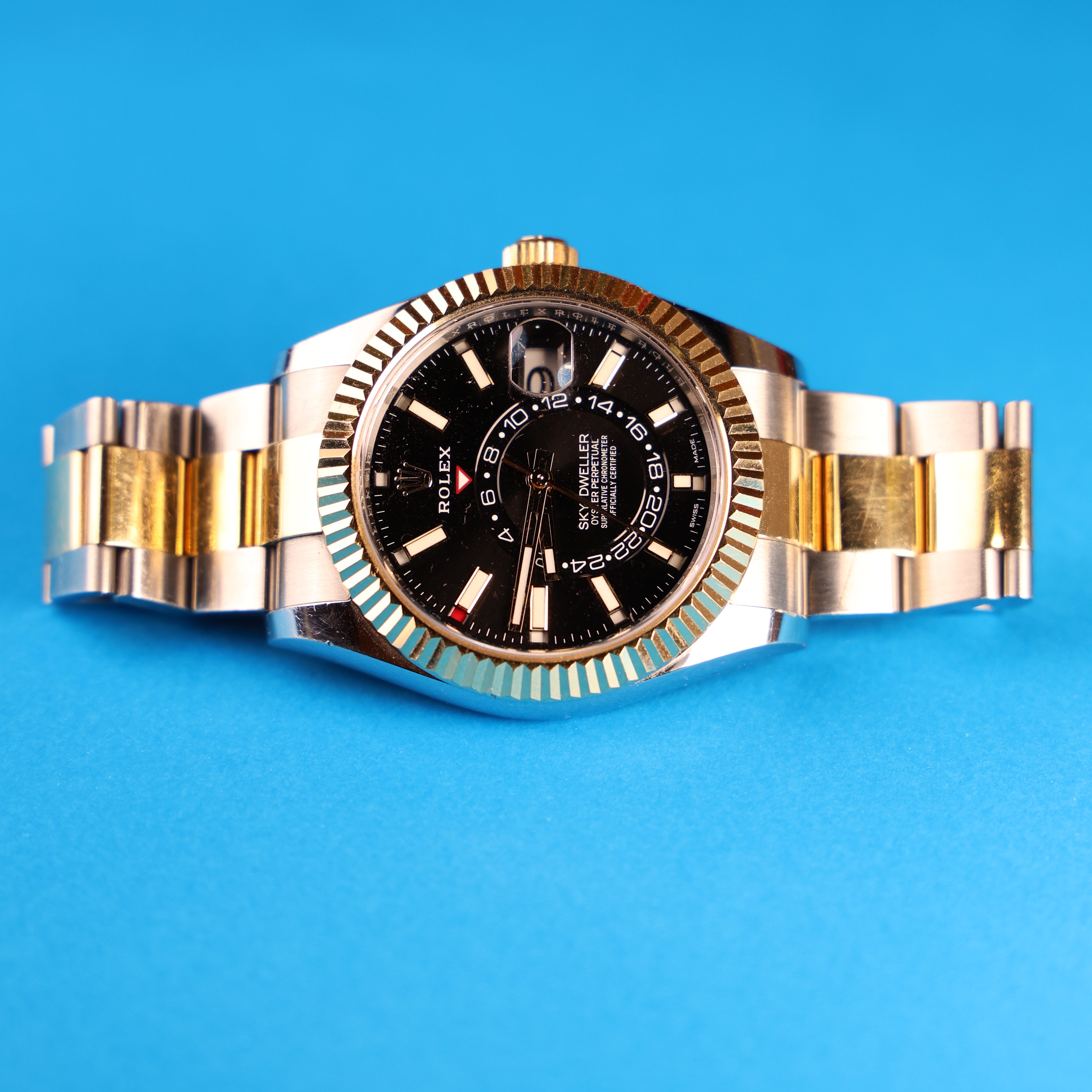 Rolex Sky-dweller Two-tone - Watch